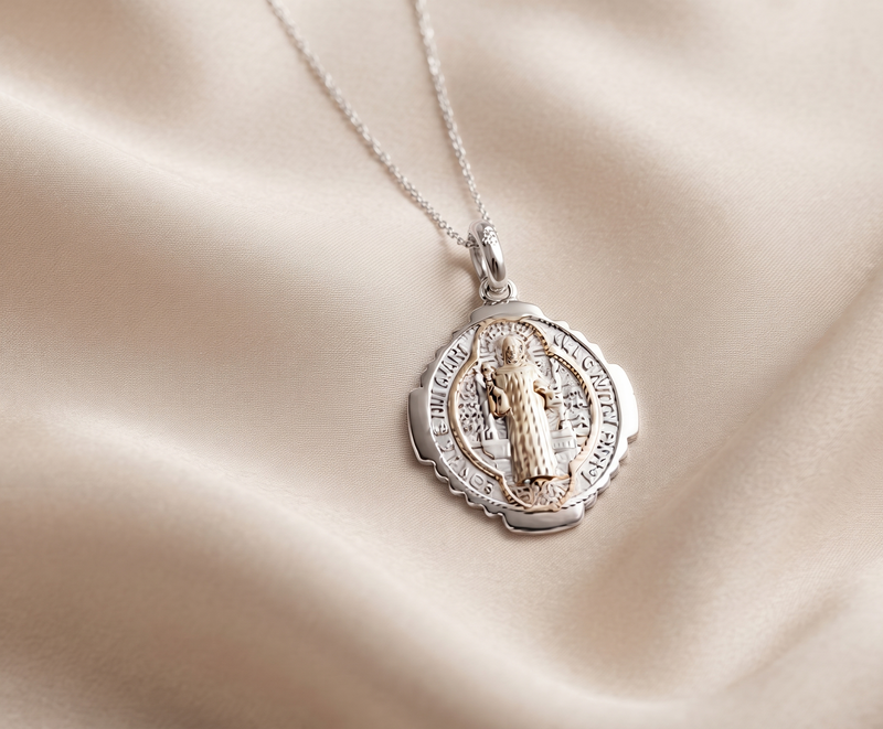 Dije San Benito  En Plata 925