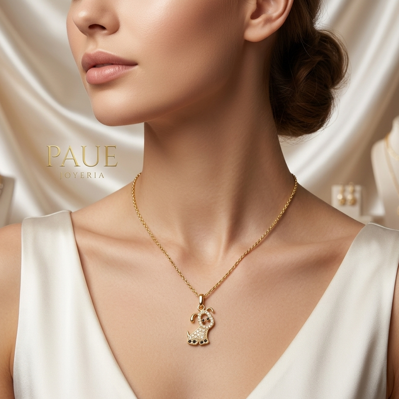 Dije Perrito con Zircones Calissa Oro 18k
