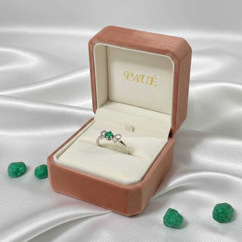 Anillo Con Esmeralda Lazo Del Bosque