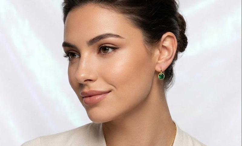 Candogas pequeñas con zircon verde chapadas en oro