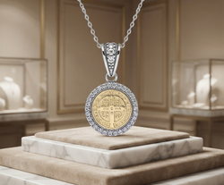 Dije Benedicto Oro Plata