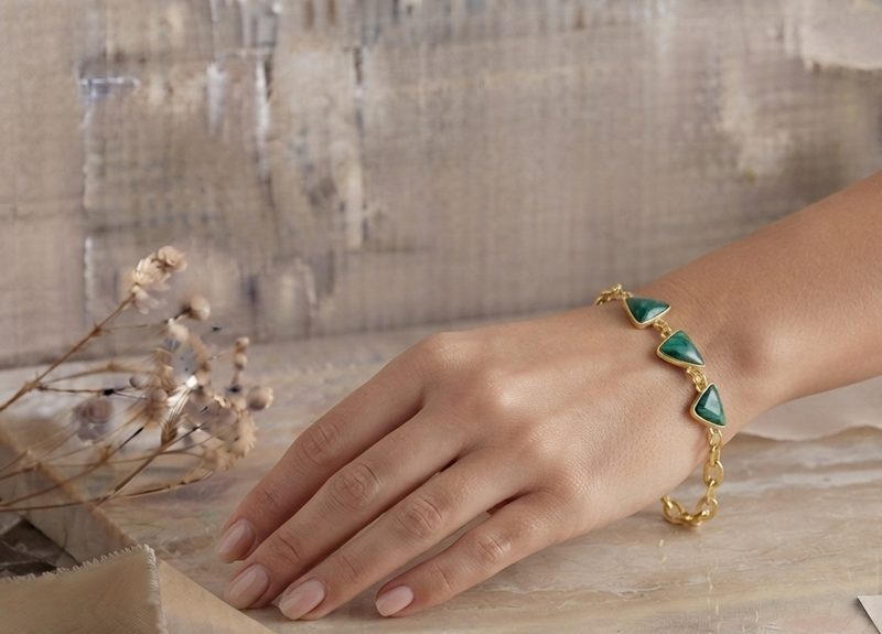 Pulsera Con Esmeralda De Brasil Nucleo Aureó