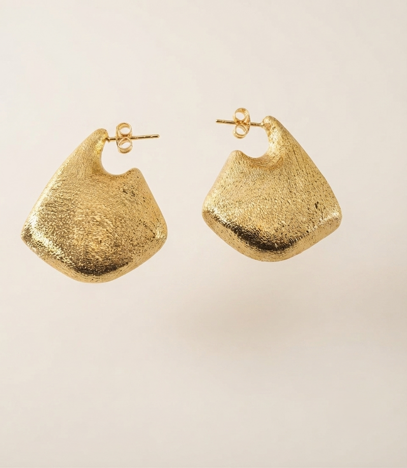 Aretes Luxu Chapadas En Oro