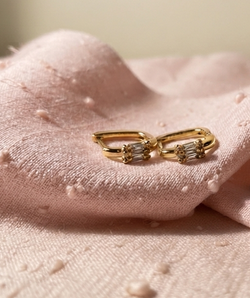 Aretes Minimal Chic Chapadas En Oro