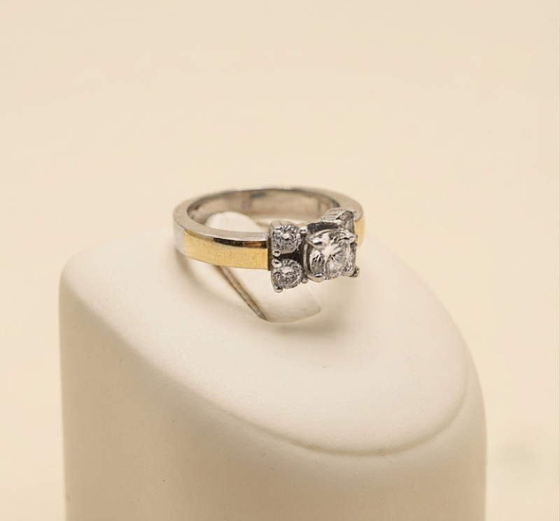Anillo Marfil Estelar Oro Plata