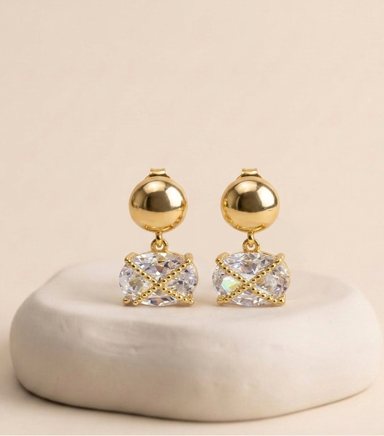 Aretes con zircon chapado oro 18k