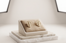 Aretes Essence De Mujer Chapadas En Oro