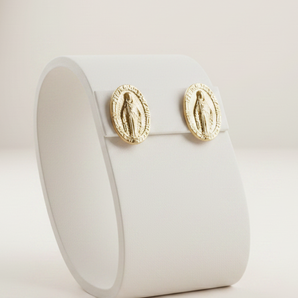 Aretes Essence