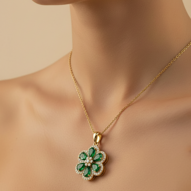 Collar Flour En Esmeralda