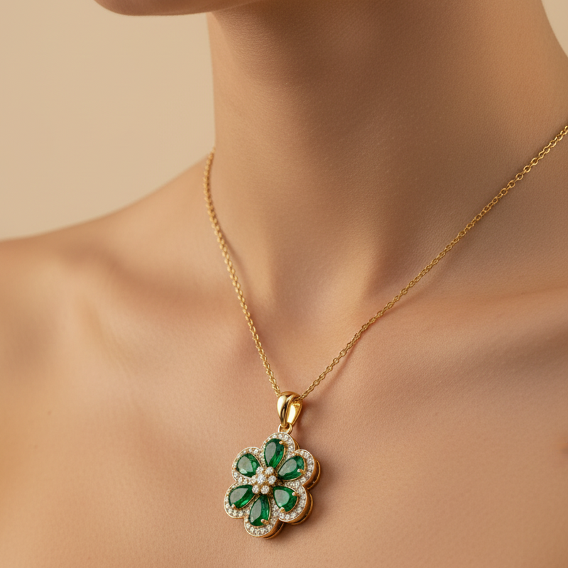Collar Flour En Esmeralda